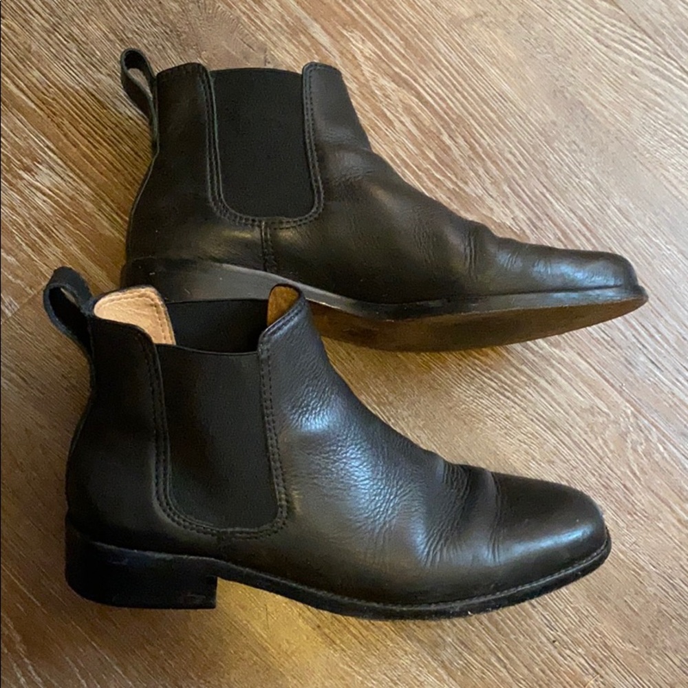 Madewell Chelsea boots